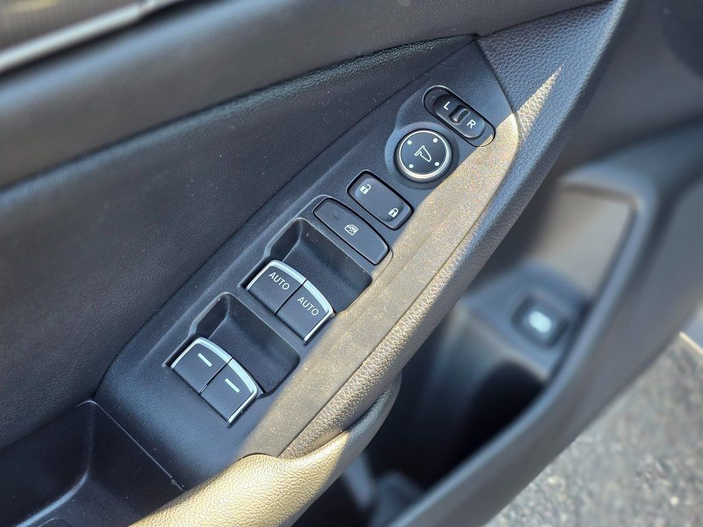 2022 Honda Accord Hybrid Sport Sedan - 22971524 - 19