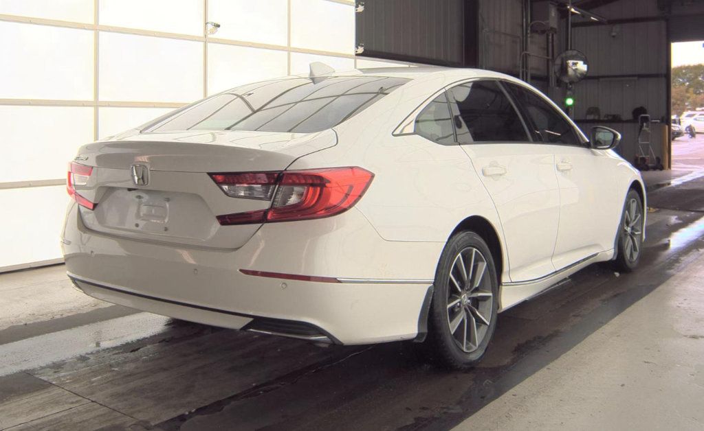 2022 Honda Accord EX-L 1.5T photo 3