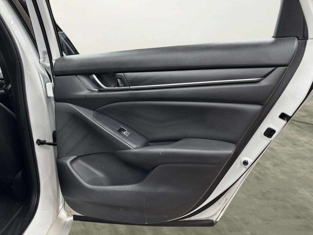 2022 Honda Accord Sedan Sport 1.5T CVT - 23010685 - 16