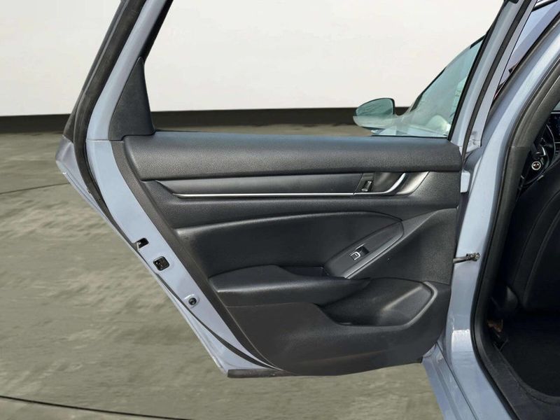 2022 Honda Accord Sedan Sport 1.5T CVT - 23014706 - 10