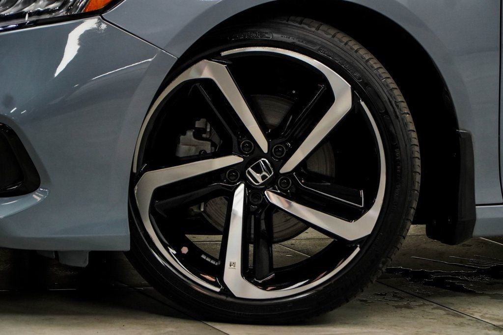 2022 Honda Accord Sport 2.0T photo 3