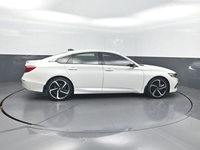 2022 Honda Accord Sedan Sport 2.0T Automatic - 23056916 - 33