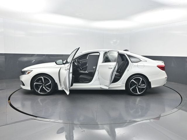 2022 Honda Accord Sedan Sport 2.0T Automatic - 23056916 - 39