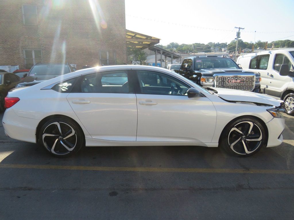 2022 Honda Accord Sport SE 1.5T photo 4