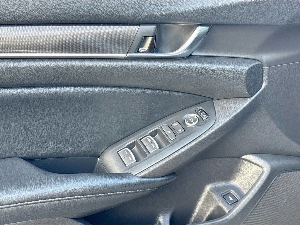 2022 Honda Accord Sedan Sport SE 1.5T CVT - 22963911 - 10