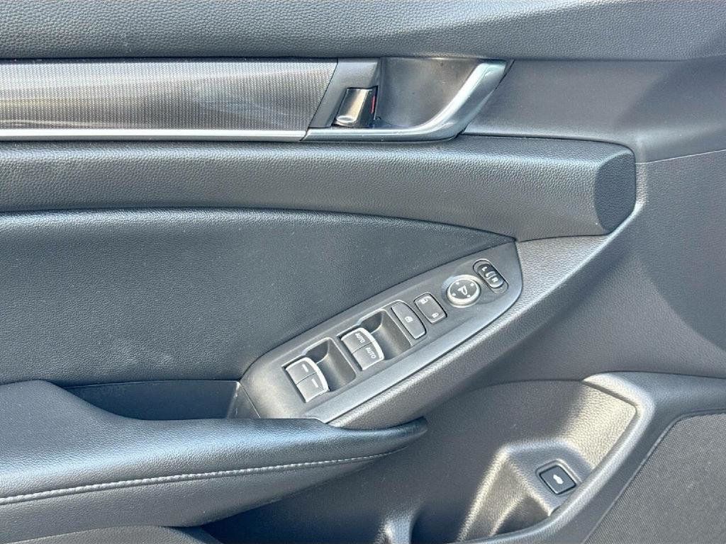 2022 Honda Accord Sedan Sport SE 1.5T CVT - 23002537 - 9