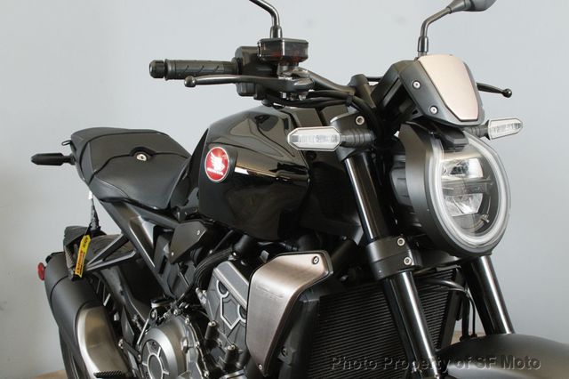 2022 Honda CB1000R ABS Black Edition One Owner! - 22790169 - 0