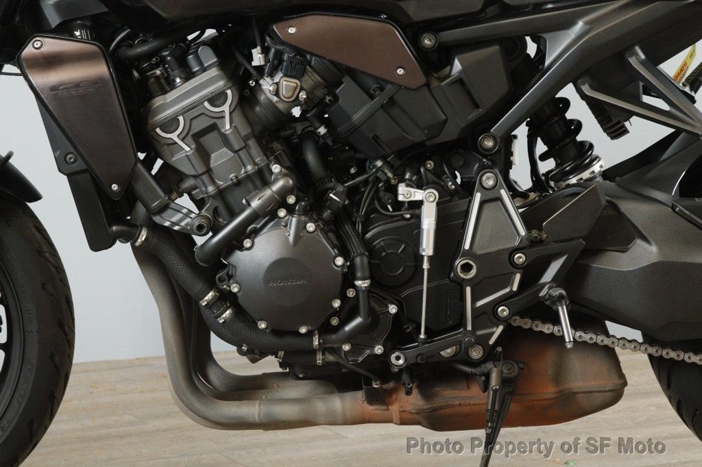 2022 Honda CB1000R ABS Black Edition One Owner! - 22790169 - 15