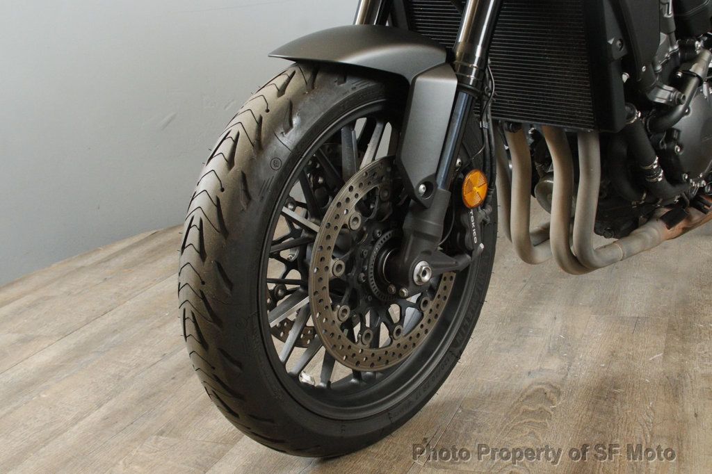 2022 Honda CB1000R ABS Black Edition One Owner! - 22790169 - 18