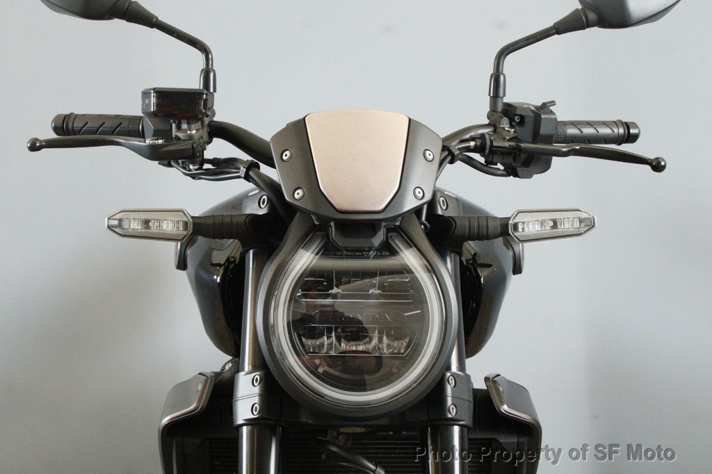 2022 Honda CB1000R ABS Black Edition One Owner! - 22790169 - 22