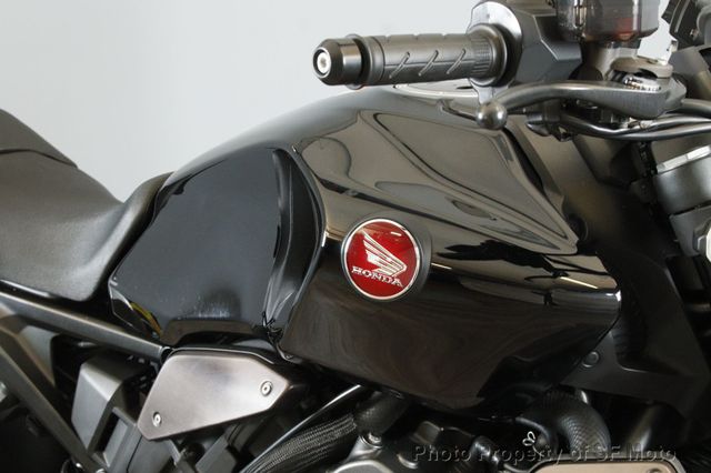 2022 Honda CB1000R ABS Black Edition One Owner! - 22790169 - 30
