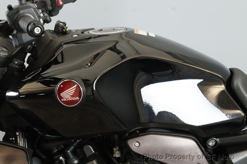 2022 Honda CB1000R ABS Black Edition One Owner! - 22790169 - 33