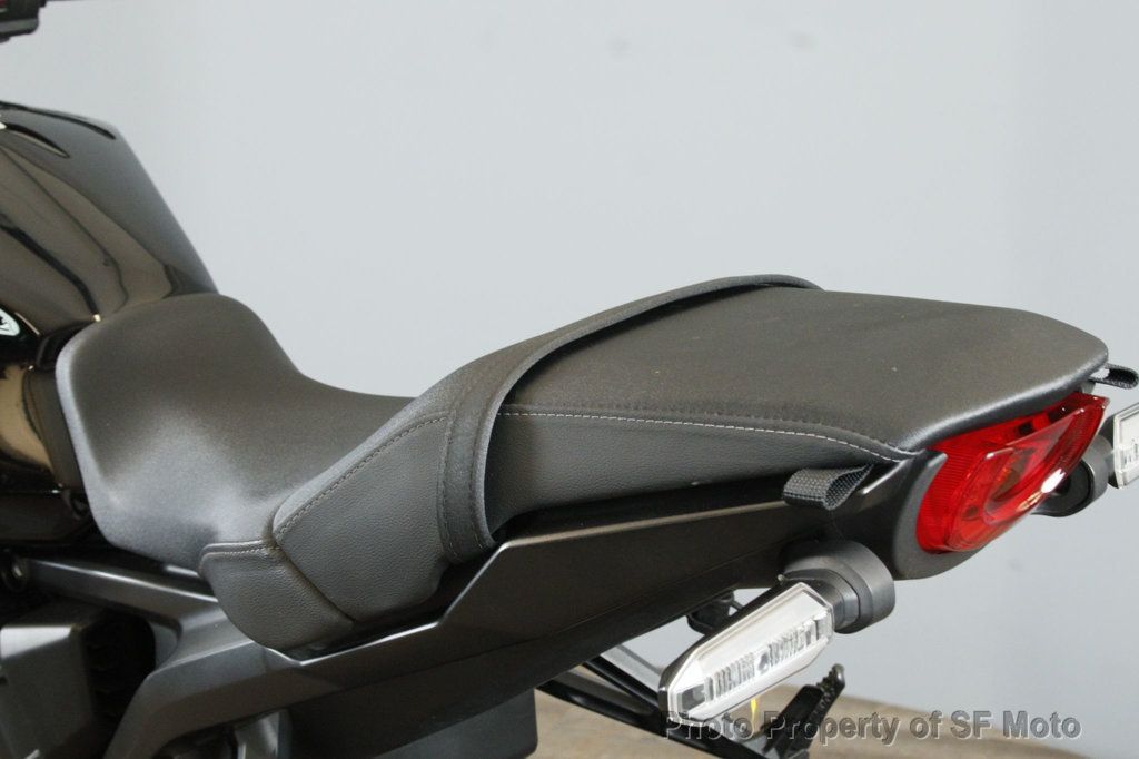2022 Honda CB1000R ABS Black Edition One Owner! - 22790169 - 41