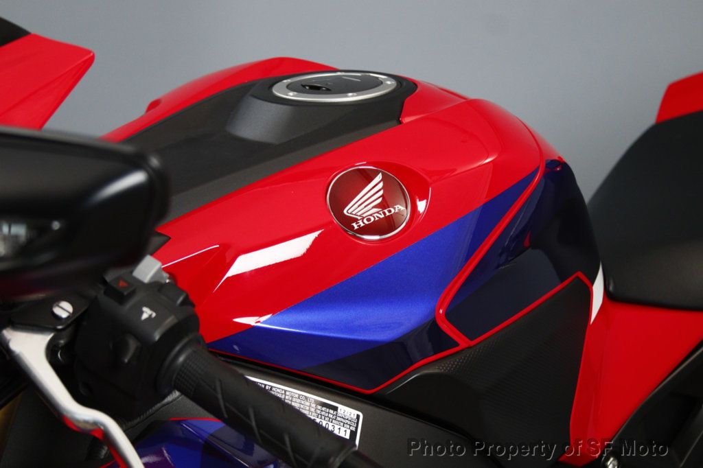 2022 Honda CBR1000RR Includes Warranty - 23061566 - 33