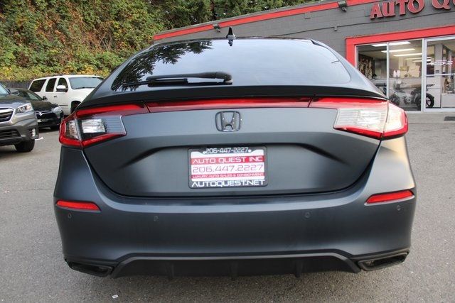 2022 Honda Civic Hatchback Sport Touring photo 4