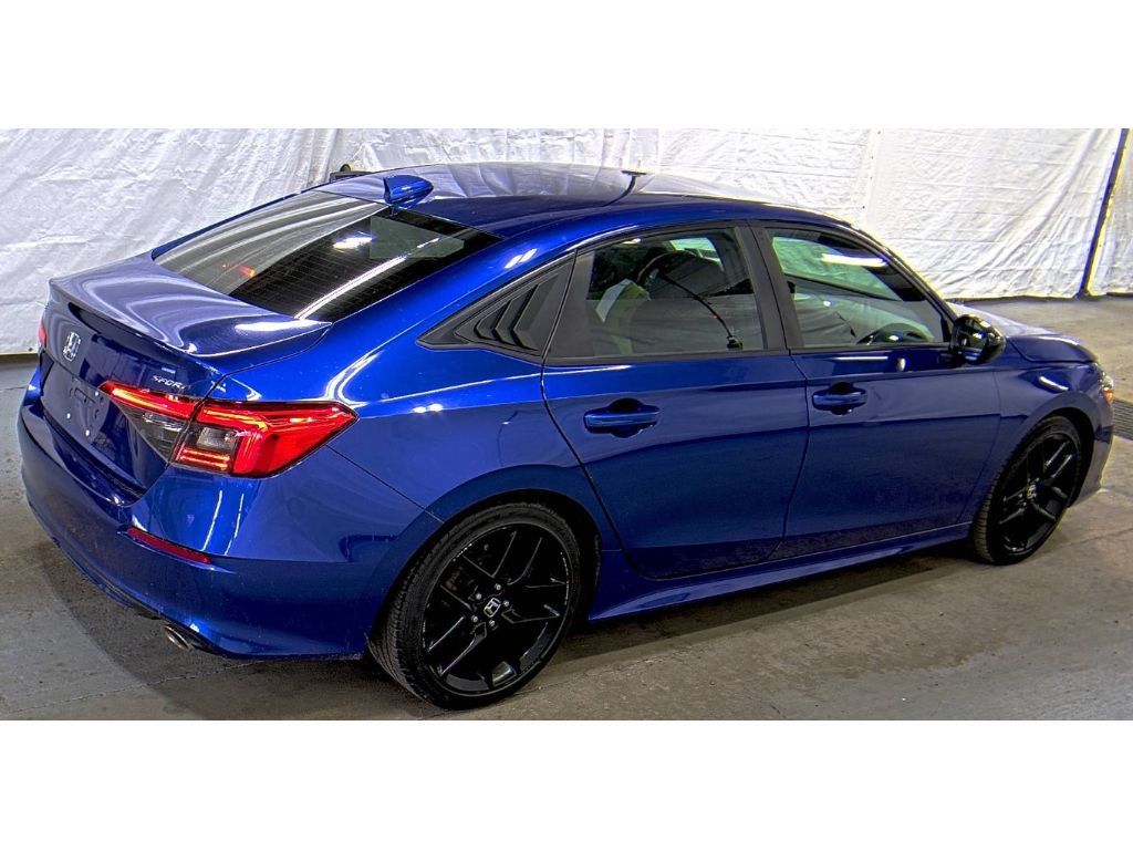 2022 Honda Civic Sport photo 3