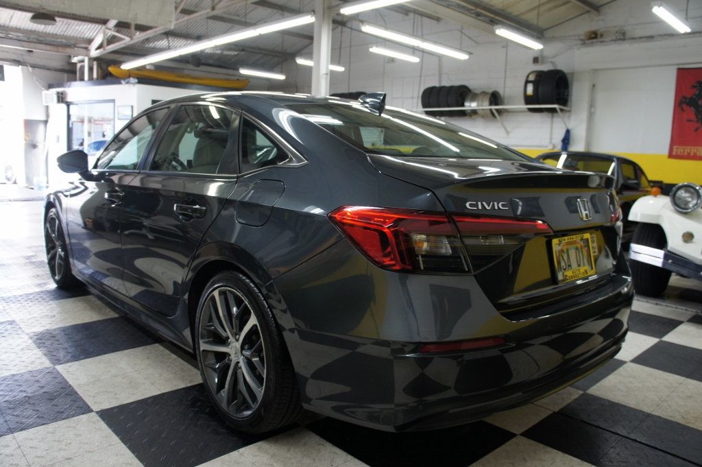 2022 Honda Civic Sedan  Touring, 1-Owner, Low Mileage, Immaculate! - 23027710 - 20