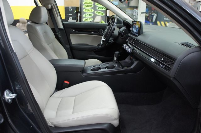 2022 Honda Civic Sedan  Touring, 1-Owner, Low Mileage, Immaculate! - 23027710 - 43