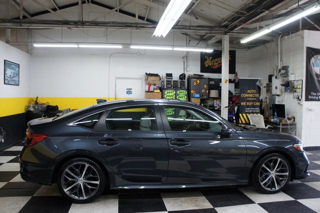 2022 Honda Civic Sedan  Touring, 1-Owner, Low Mileage, Immaculate! - 23027710 - 4