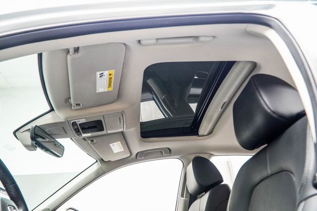 2022 Honda Civic Sedan Touring CVT - 22926065 - 38