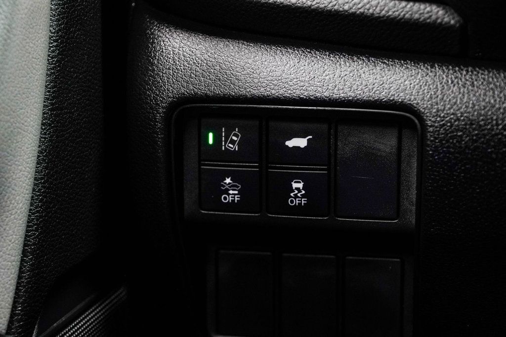 Honda CR-V photo 29