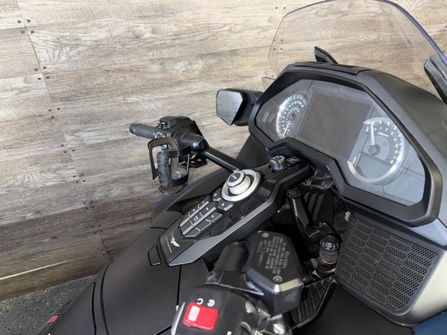 2022 Honda GL1800 Goldwing DCT SUPER CLEAN! - 23005359 - 9