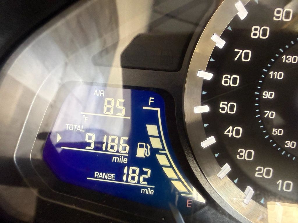 2022 Honda GL1800 Goldwing DCT SUPER CLEAN! - 23005359 - 10