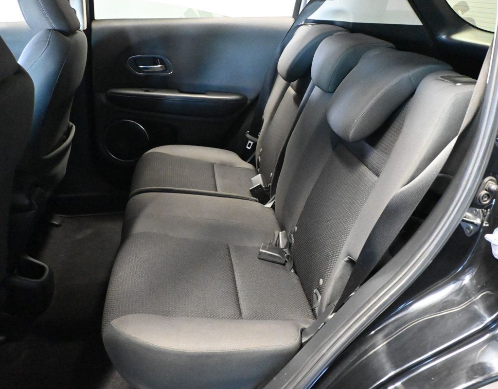 Honda HR-V photo 15