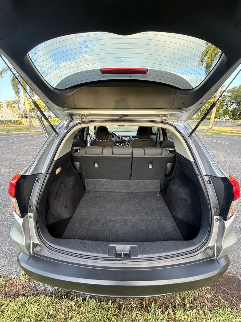 2022 Honda HR-V EX 2WD - 23088639 - 17
