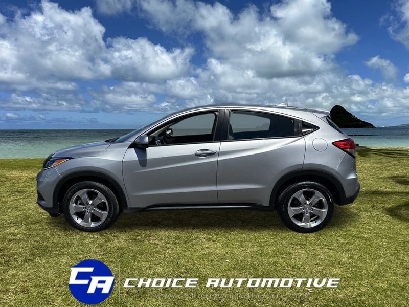 2022 Honda HR-V LX 2WD photo 3