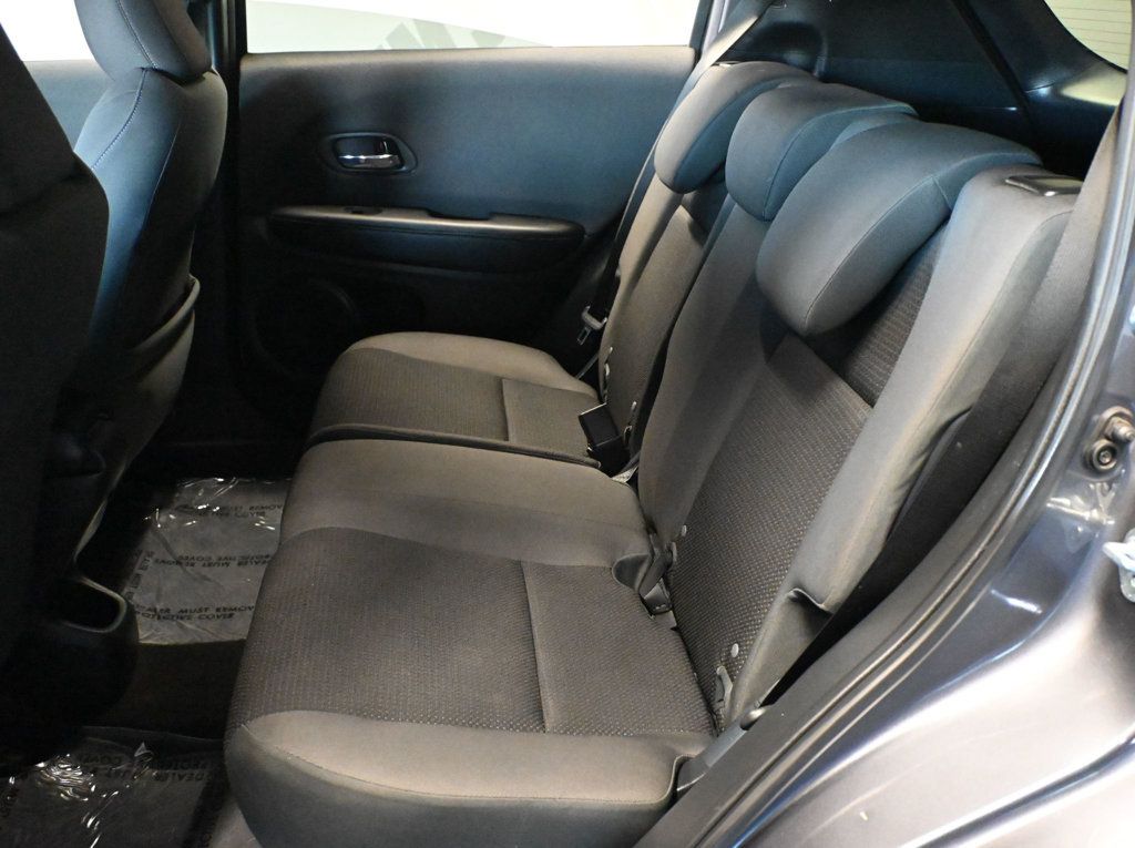 Honda HR-V photo 16