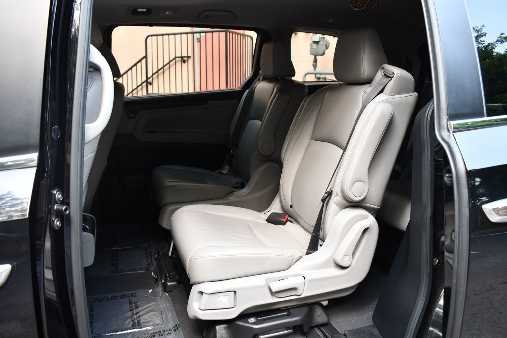 2022 Honda Odyssey EX-L photo 24