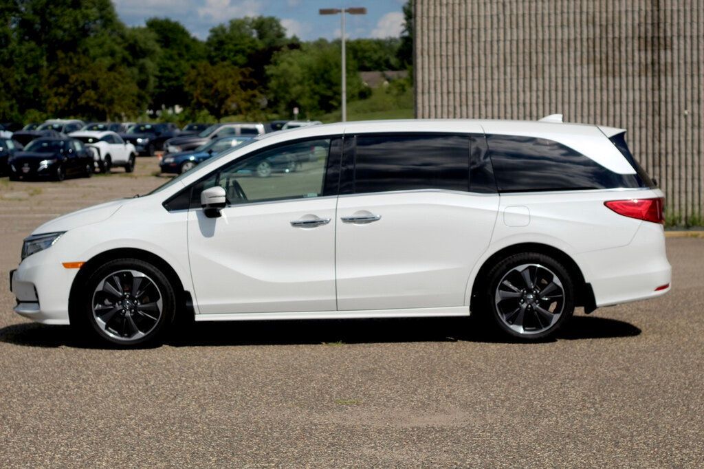 2022 Honda Odyssey Elite photo 17
