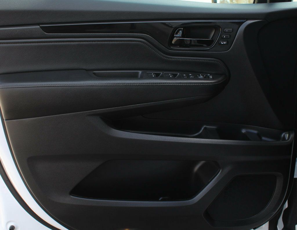 2022 Honda Odyssey Elite photo 19