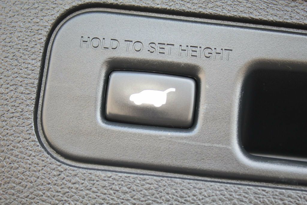 2022 Honda Odyssey Elite photo 32