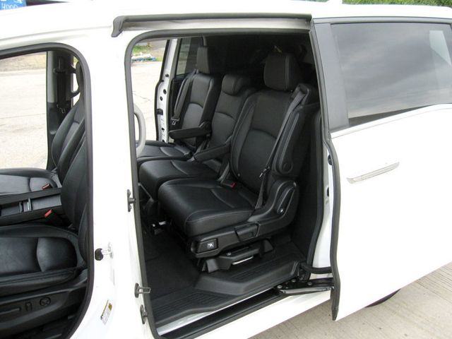 2022 Honda Odyssey Touring Automatic - 23039175 - 26