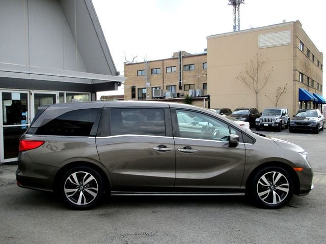2022 Honda Odyssey Touring Automatic - 23015018 - 10
