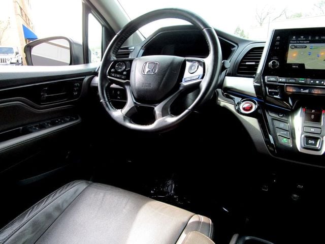 2022 Honda Odyssey Touring Automatic - 23015018 - 20