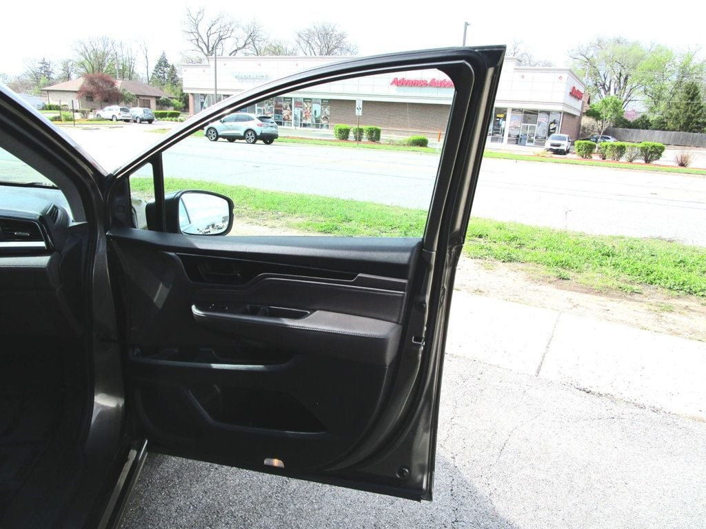 2022 Honda Odyssey Touring Automatic - 23015018 - 42