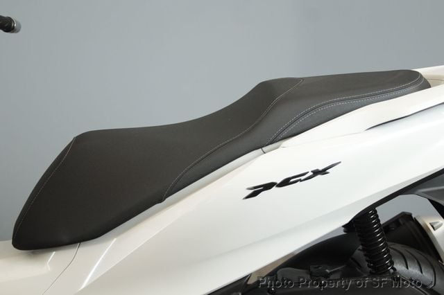 2022 Honda PCX150 ABS Only 871 Miles! - 22915781 - 27