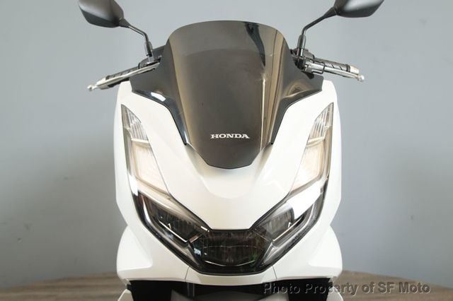 2022 Honda PCX150 ABS Only 871 Miles! - 22915781 - 30