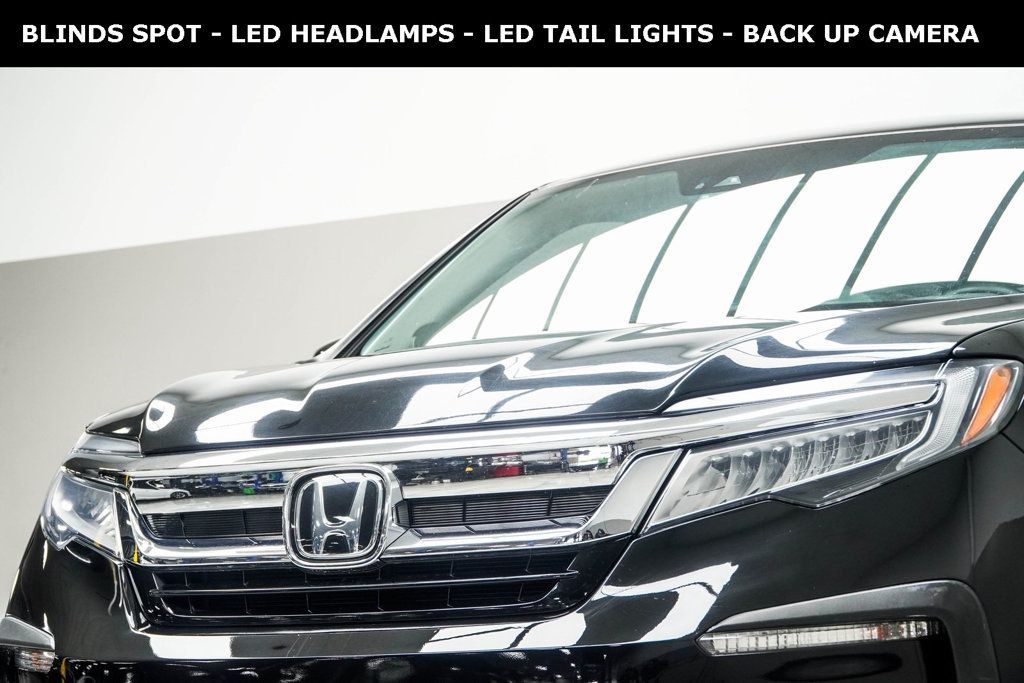2022 Honda Pilot Elite photo 2