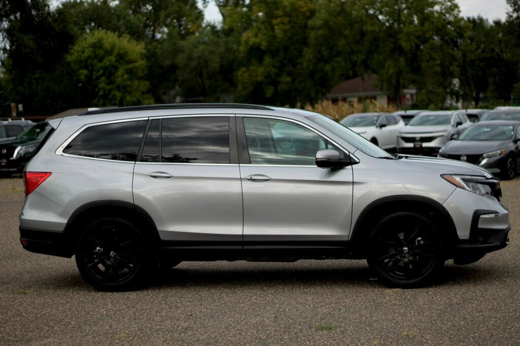 2022 Honda Pilot Special Edition photo 2