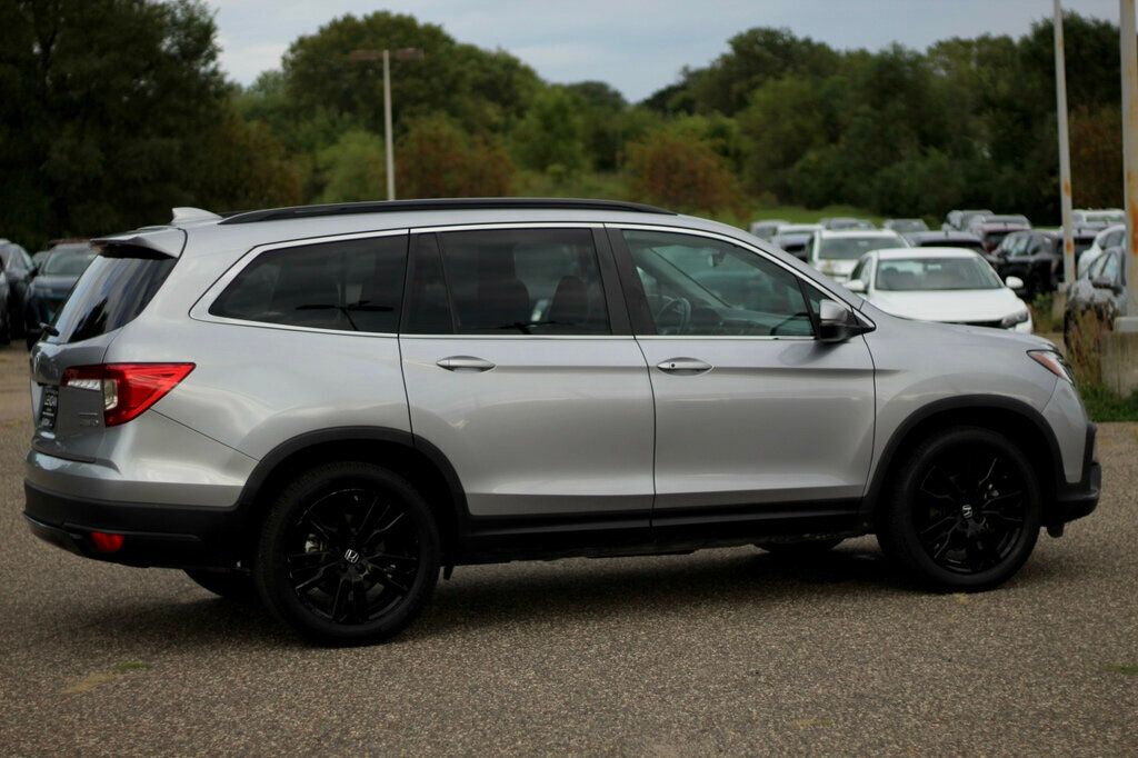 2022 Honda Pilot Special Edition photo 3
