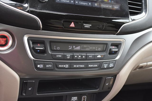 2022 Honda Pilot Special Edition AWD - 22876771 - 21