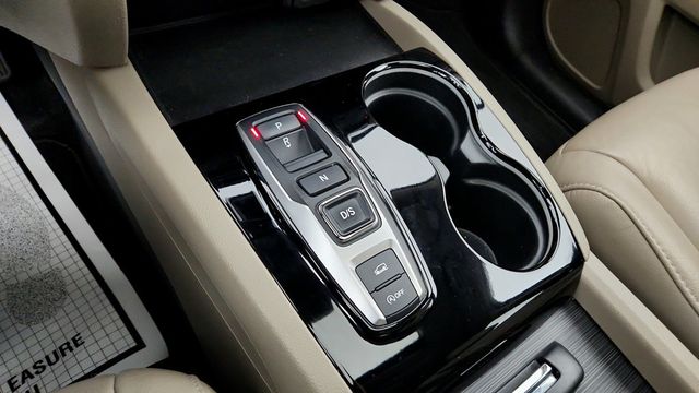 2022 Honda Pilot Touring 7-Passenger AWD - 22946553 - 16