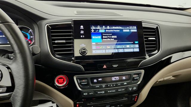 2022 Honda Pilot Touring 7-Passenger AWD - 22946553 - 17