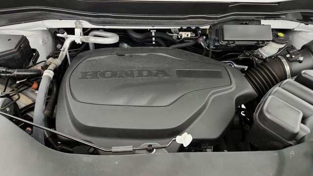 2022 Honda Pilot Touring, 7-Seater AWD - 22946553 - 28