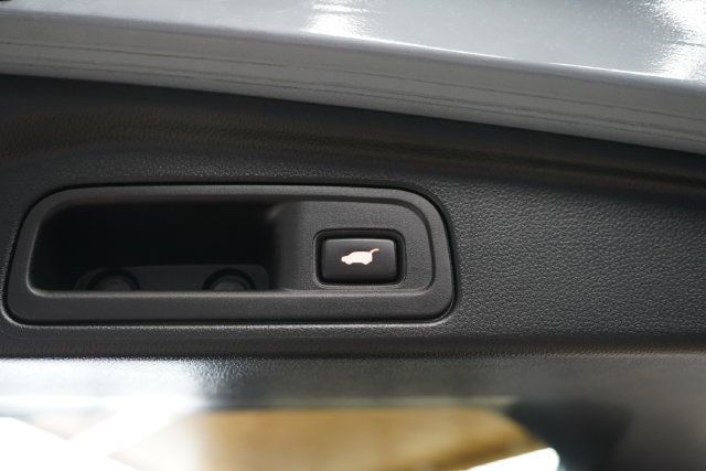 2022 Honda Pilot Touring 8 Passenger - 23090890 - 44
