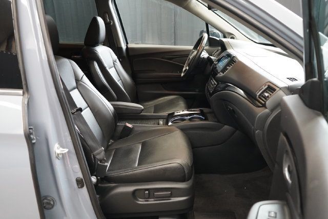 2022 Honda Pilot Touring 8 Passenger - 23090890 - 51